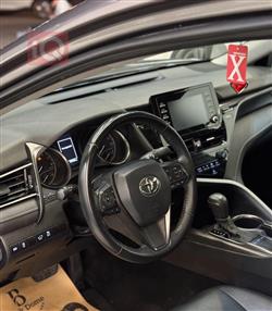 تۆیۆتا کامری